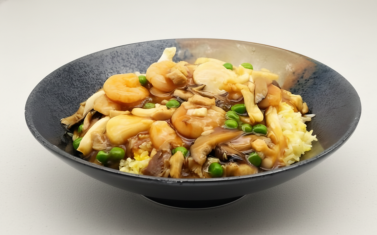 H7. Seafood and Chicken Fried Rice in Fukien Style H7. Seafood and Chicken Fried Rice in Fukien Style
